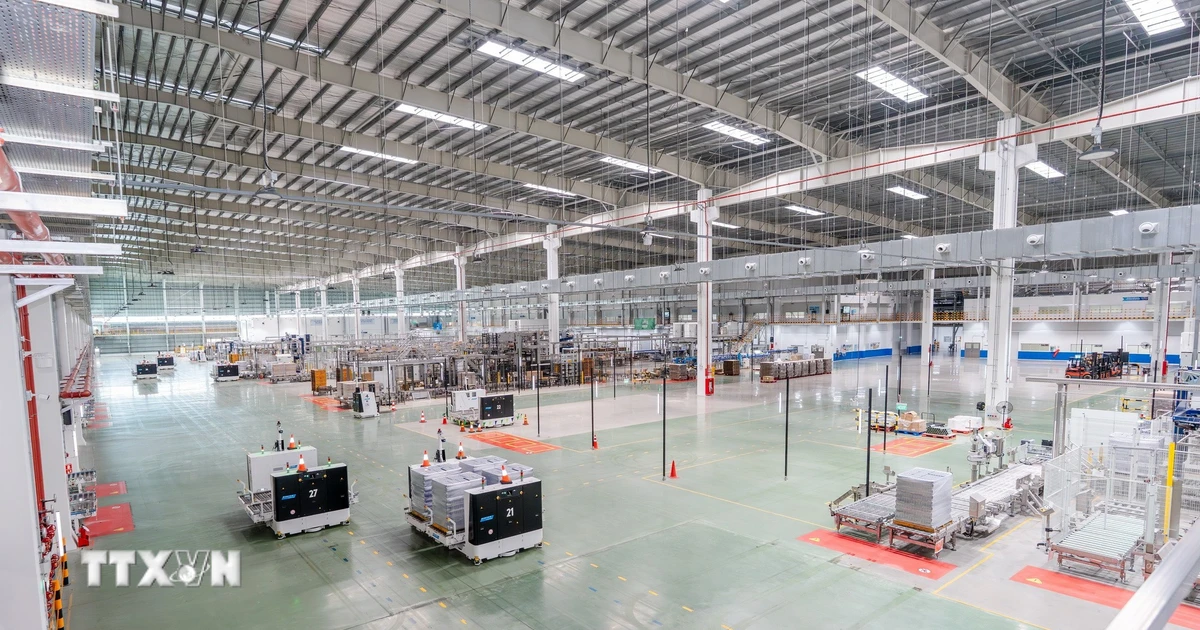 Investasi asing langsung (FDI) mendorong pertumbuhan di sektor properti industri.