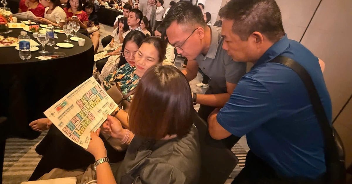 Profesi pialang properti: Pasar sedang berubah arah, membawa suka dan duka.