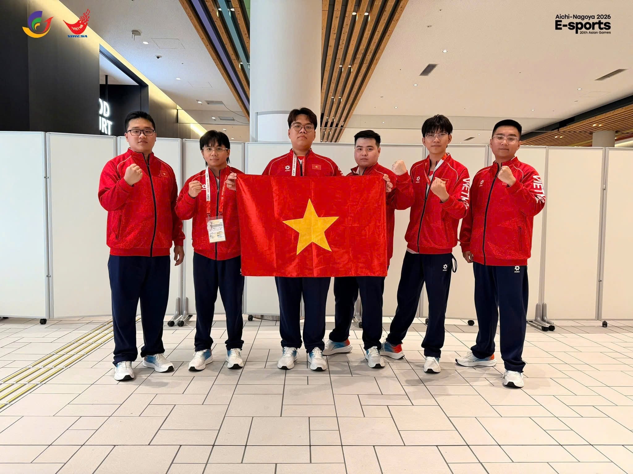 23-doi-tuyen-esport.jpg