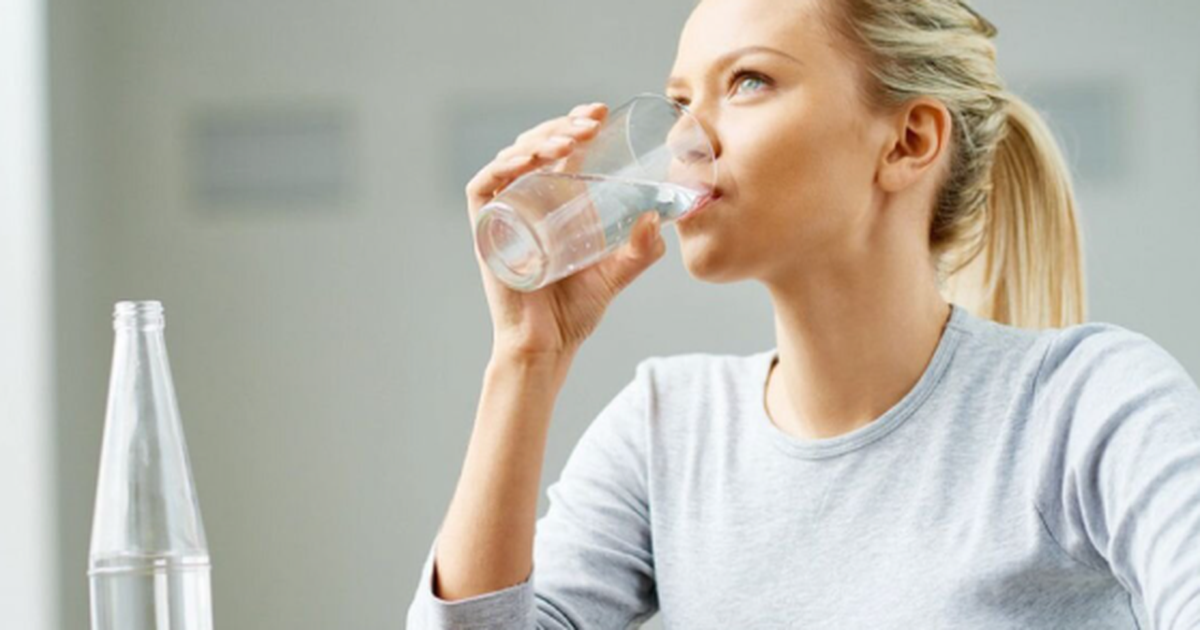 Drinking water during meals does not disrupt digestion - News Directory 3