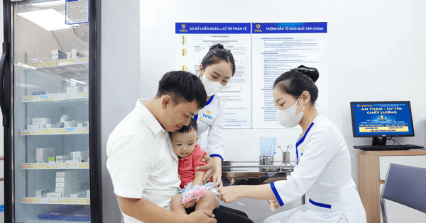 VNVC adalah perusahaan pertama di Vietnam yang memberikan vaksin penyakit tangan, kaki, dan mulut EV71.