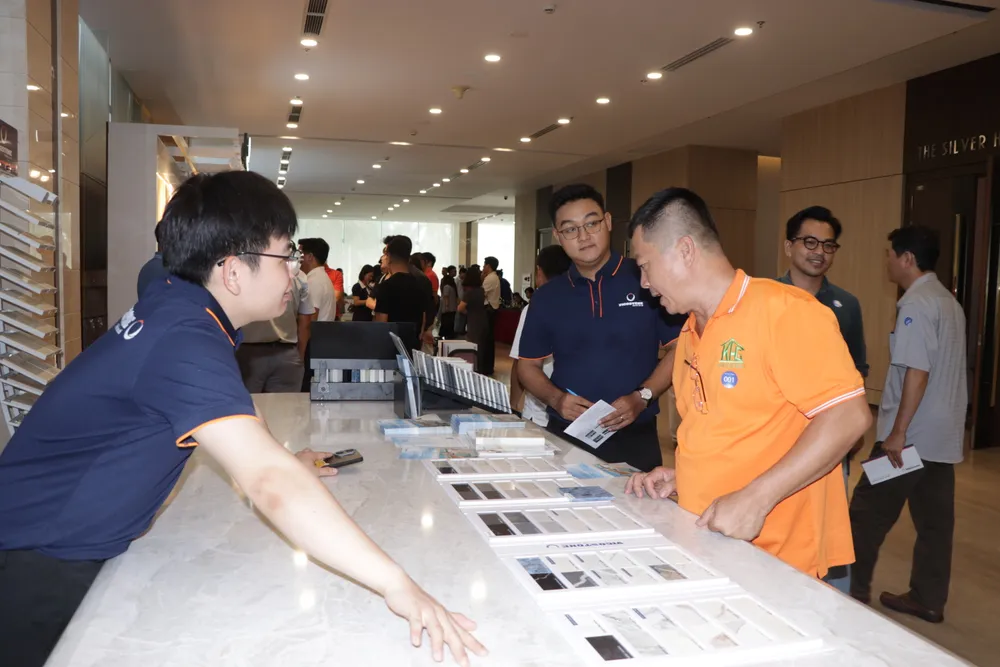 Vicostone memperkenalkan lini produk batu premium terbarunya kepada pemirsa. sebuah cuong 6.JPG