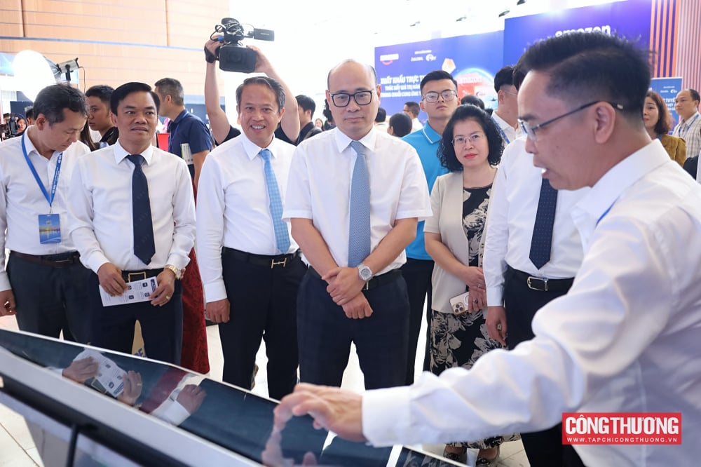 Hai Phong promotes regional connectivity through e-commerce.