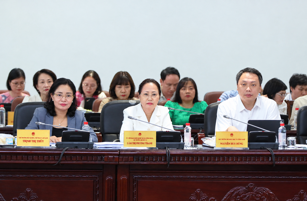 Hoàn thiện dự thảo Luật Phát triển công nghiệp văn hóa với chất lượng cao nhất trước khi trình Quốc hội - ảnh 2