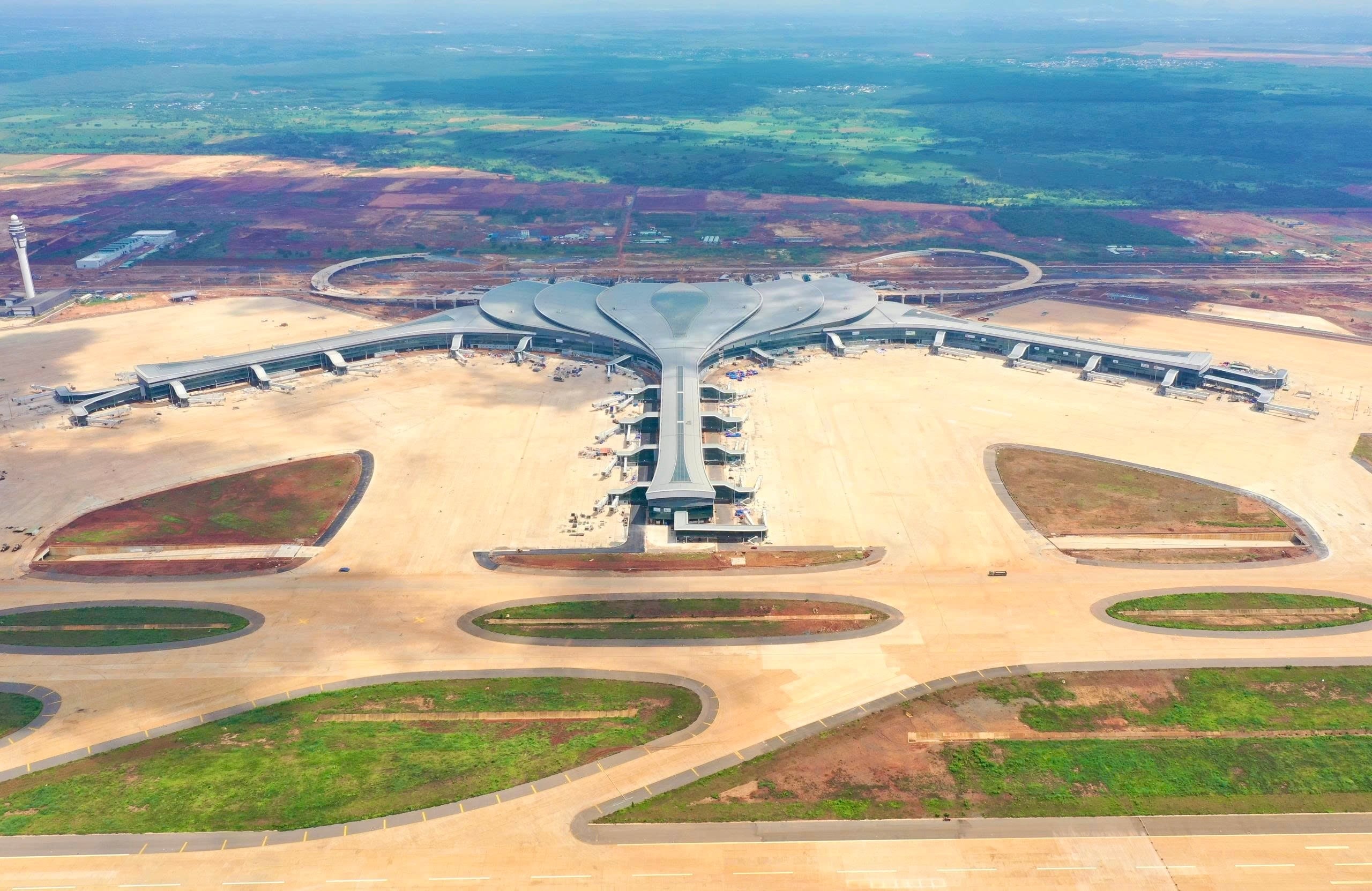 Phó Thủ tướng Thường trực Phạm Gia Túc kiểm tra loạt đường kết nối và sân bay Long Thành - Ảnh 8.