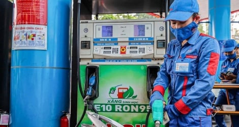 Het Ministerie van Industrie en Handel verplicht handelaren ervoor te zorgen dat er in het vierde kw