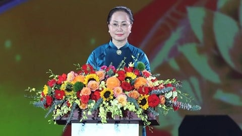 Phát huy vai trò của văn hóa đối với hòa bình, phát triển và sự tiến bộ của con người