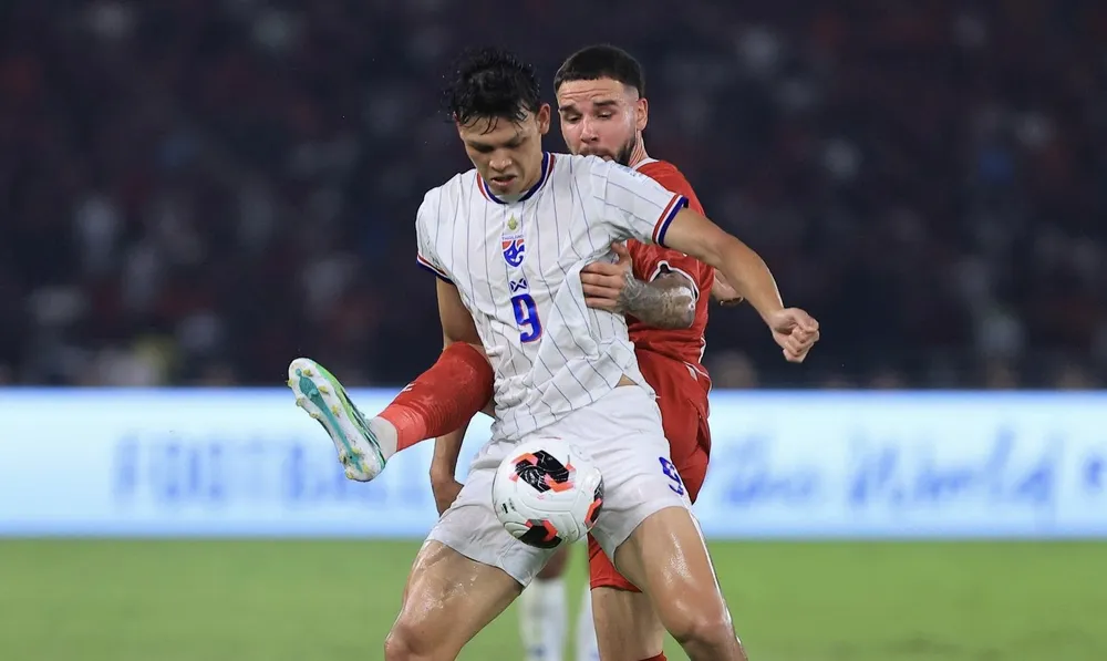 التشكيل الرسمي لنهائي كأس الخليج بين السعودية والإمارات