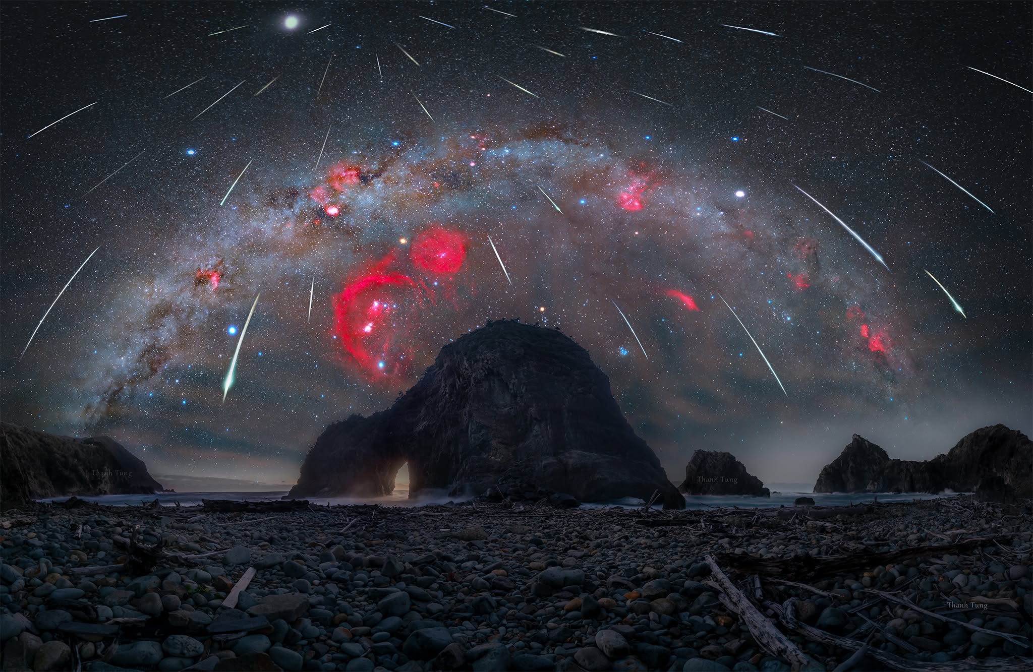 Tonight, October 6th, the 'cosmic dragon' awakens: Watch the meteor shower light up the sky - Photo 2.