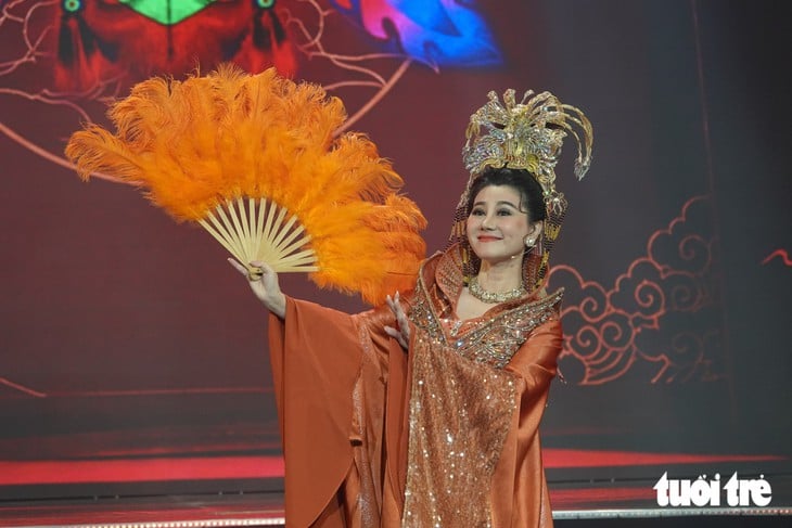 Que Tran reminisces about the time she performed with Kim Tieu Long - Photo 3.
