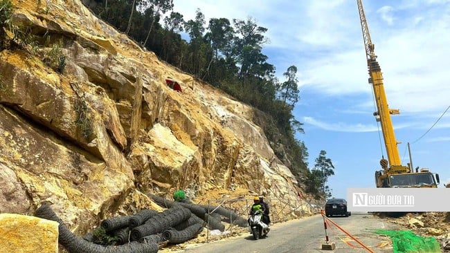 The situation is chaotic with the handling of landslides on the Khanh Le pass connecting Nha Trang and Da Lat - Photo 7.