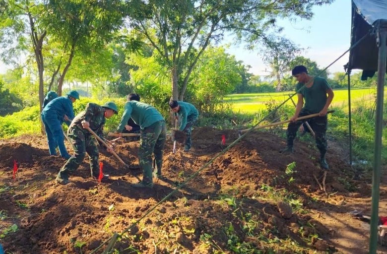Khánh Hòa: Quy tập 9 hài cốt liệt sĩ tại xã Phước Dinh sau 6 ngày tìm kiếm - Ảnh 2.