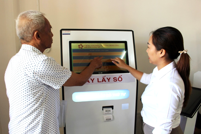 Bài 3: Muốn cơ sở mạnh, phải “tiếp sức” cho cơ sở