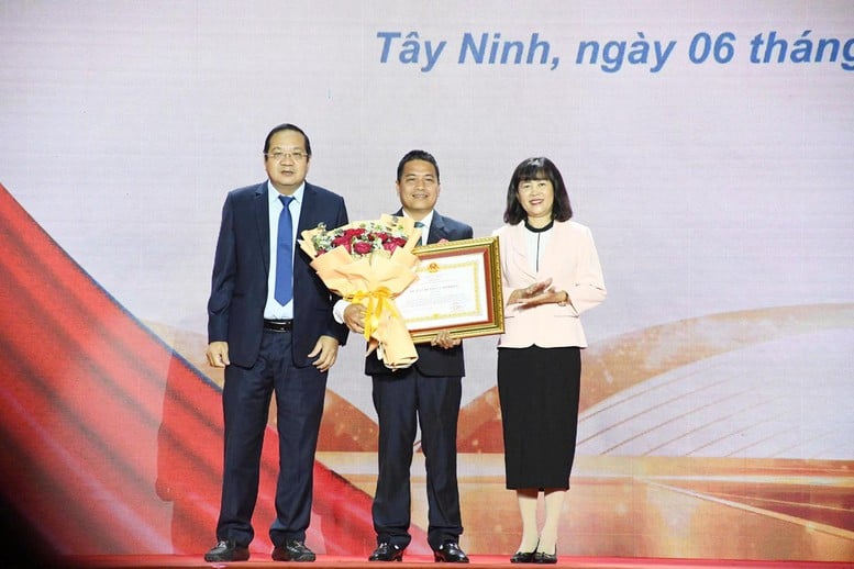 Tay Ninh accompanies and creates opportunities for businesses to develop - Photo 3.