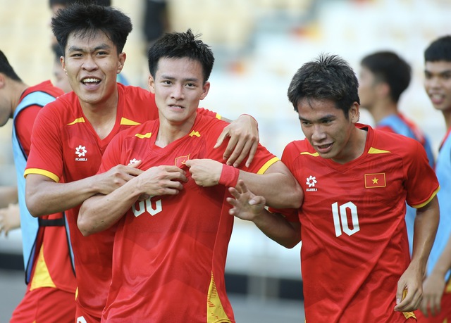 ทีมชาติเวียดนาม U23 และการแข่งขันเพื่อแย่งตำแหน่งในแนวรุก - ภาพที่ 1 U.23 Việt Nam và cuộc cạnh tranh nơi hàng công - Ảnh 1.
