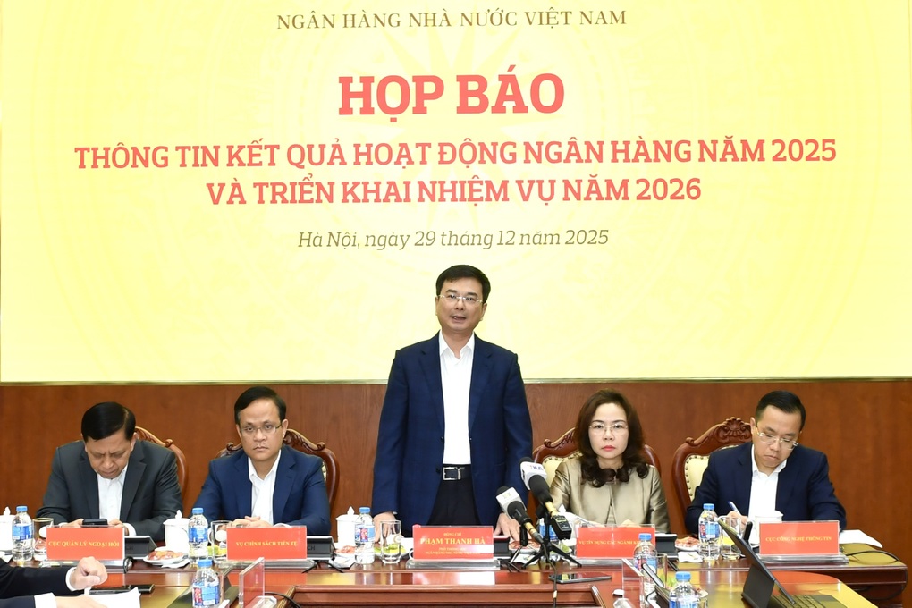 Outstanding credit reached 18.4 million billion VND, an increase of 17.87%.