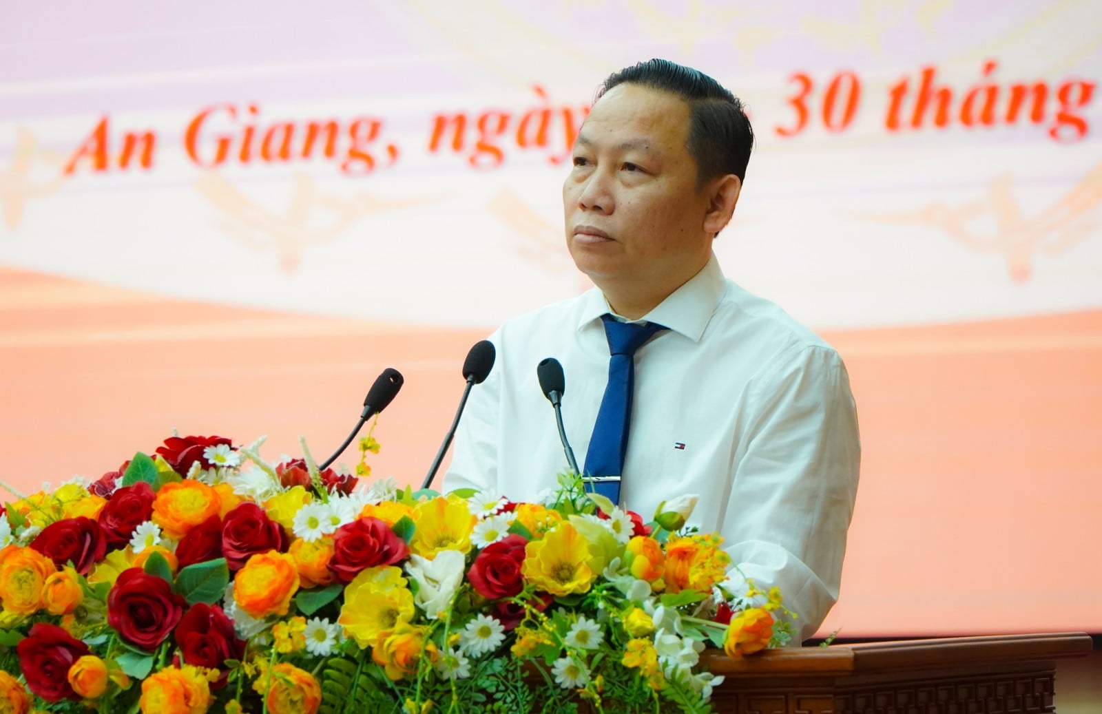 Đại biểu HĐND tỉnh An Giang chất vấn trực tiếp vấn đề nước sạch nông thôn