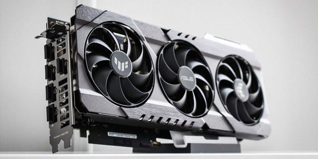 Vì sao game thủ vẫn săn lùng chiếc card RTX 3070 đã 5 năm tuổi? - Ảnh 2.