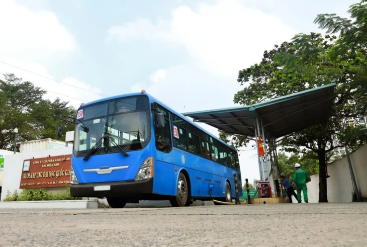 Nguy cơ dừng xe buýt CNG đã được gỡ - Ảnh 1.