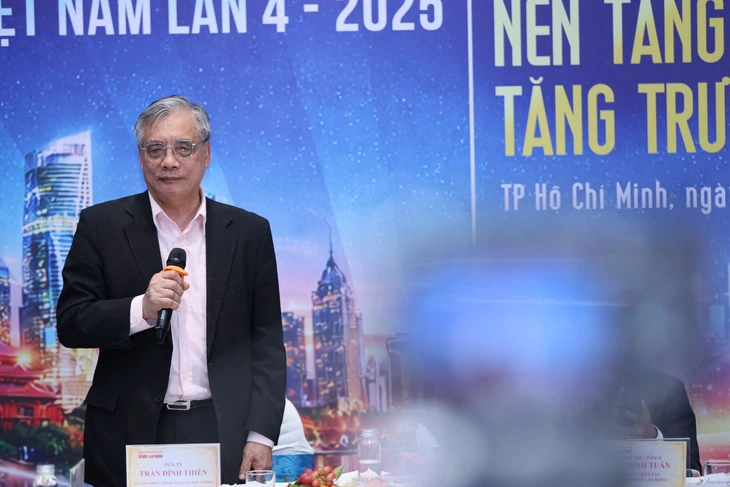 tăng trưởng  - Ảnh 2.