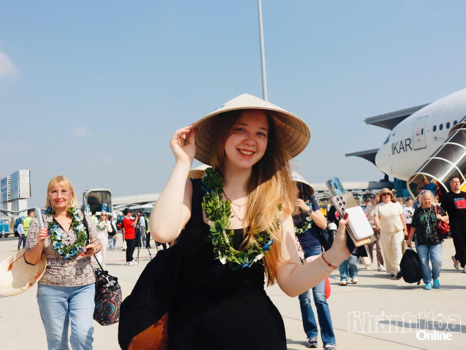 Nhiều hãng hàng không quốc tế mở đường bay đến Khánh Hòa.